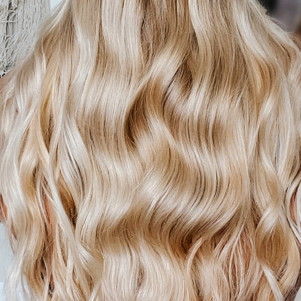 The beachwaver Midnight rose S1 1 inch self rotating from a touch of the finger - Picture 4 of 4